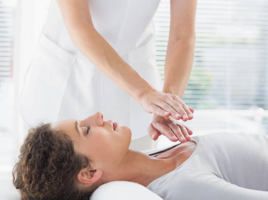 Reiki Energy healing massage